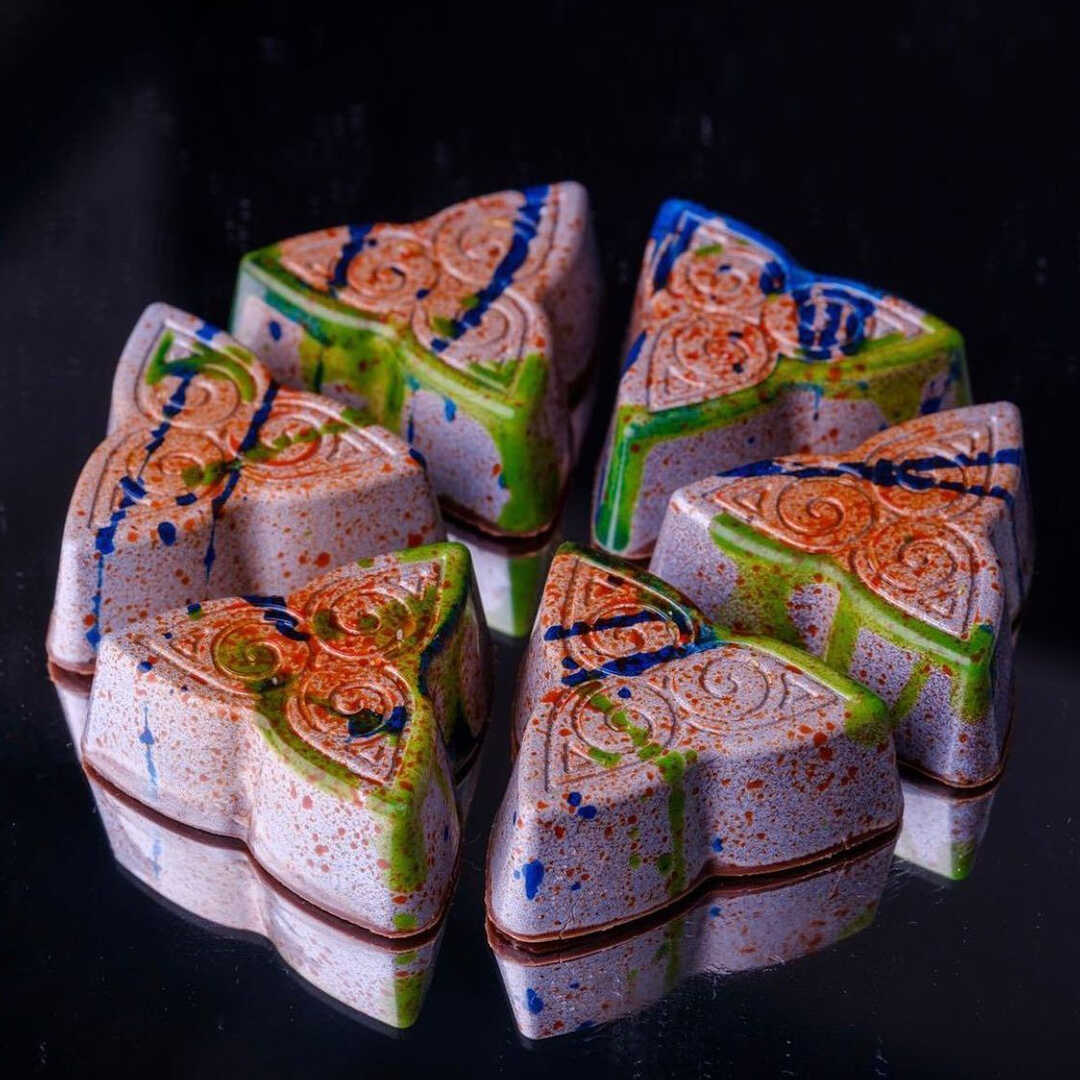 Fantasy Praline Chocolate Mould No: 418