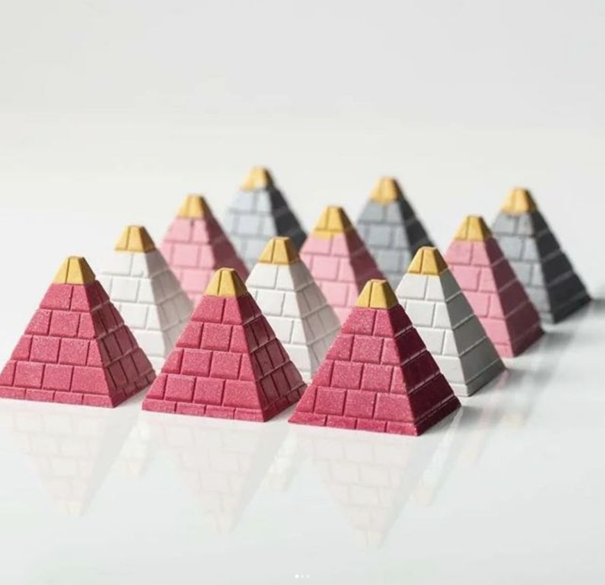 Pyramid Chocolate Mould No: 191