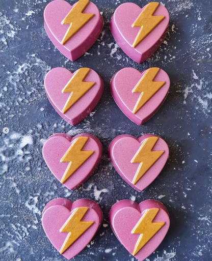 Heart With Lightning Chocolate Mould No: 757